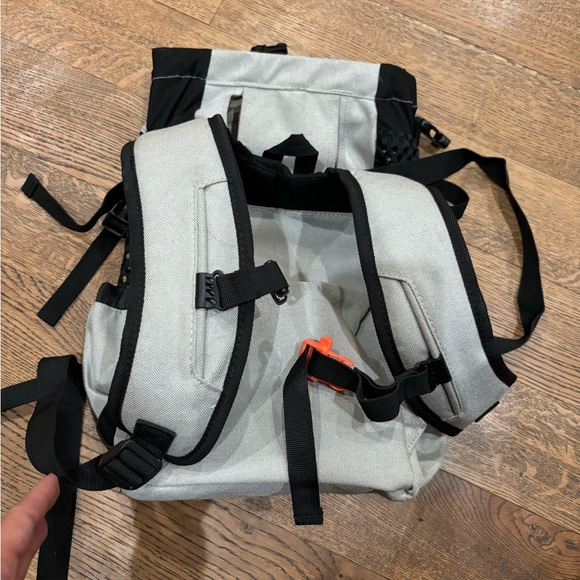 K9 Sport Sack size small.  Used maybe 5 times. - Picture 3 of 4